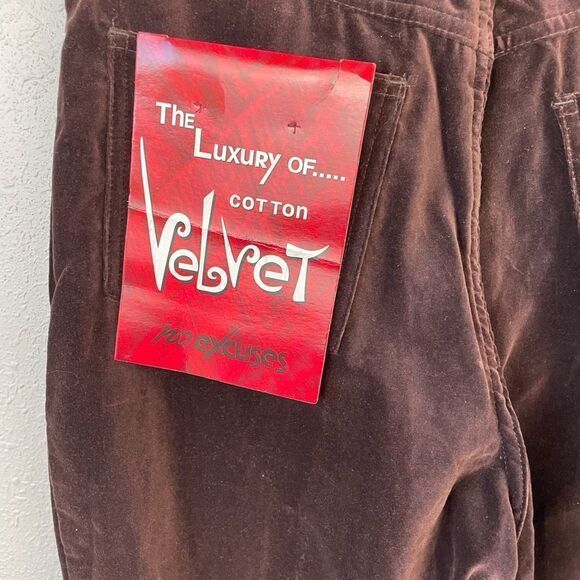 NWT No Excuses Womens Brown Velvet Straight Leg Pants Size 13/14 - Picture 5 of 6